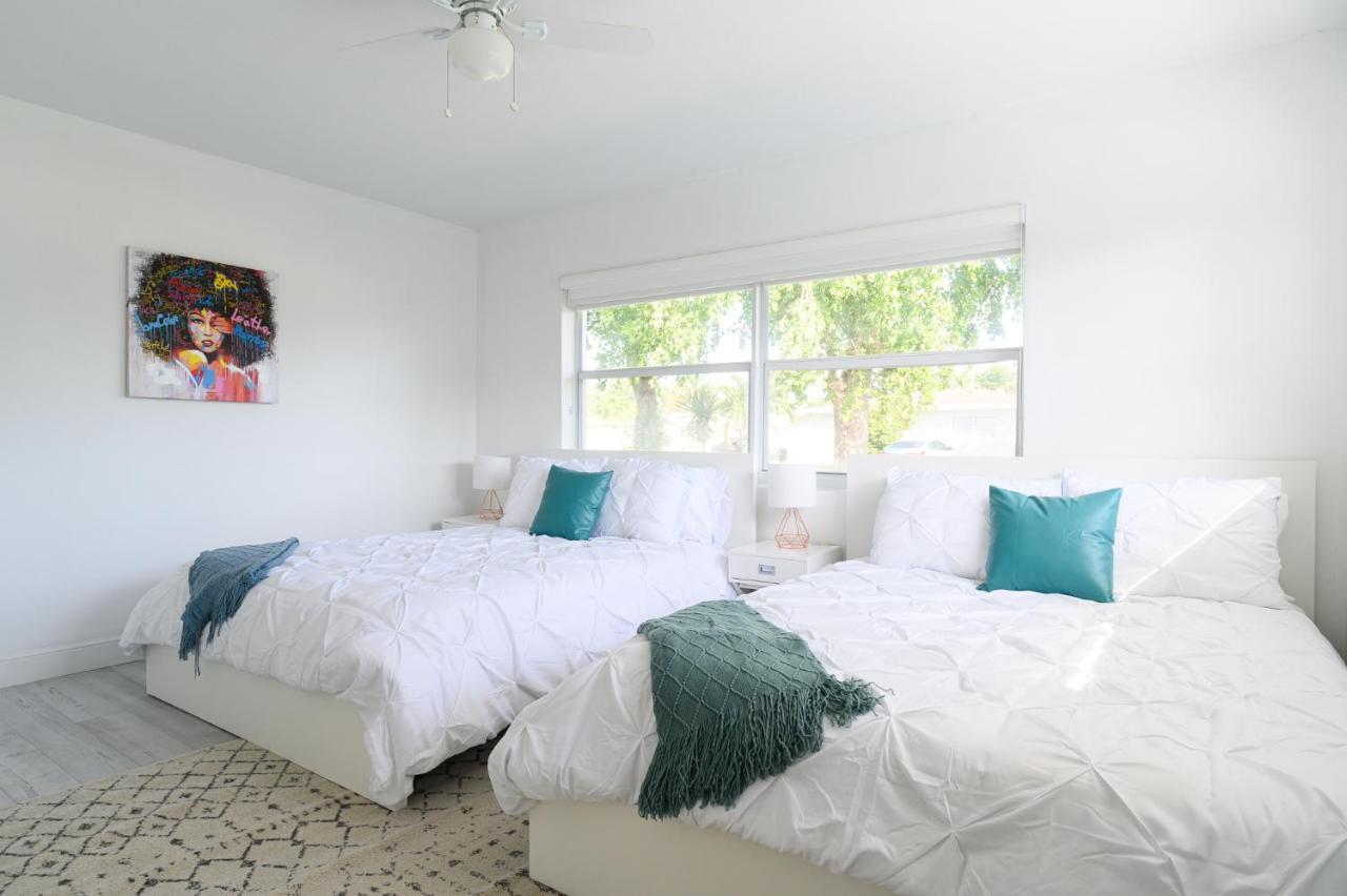 Luxury Casa 4 Bedrooms With Pool & Game Room 15 Mins To Ocean Fort Lauderdale Exterior photo