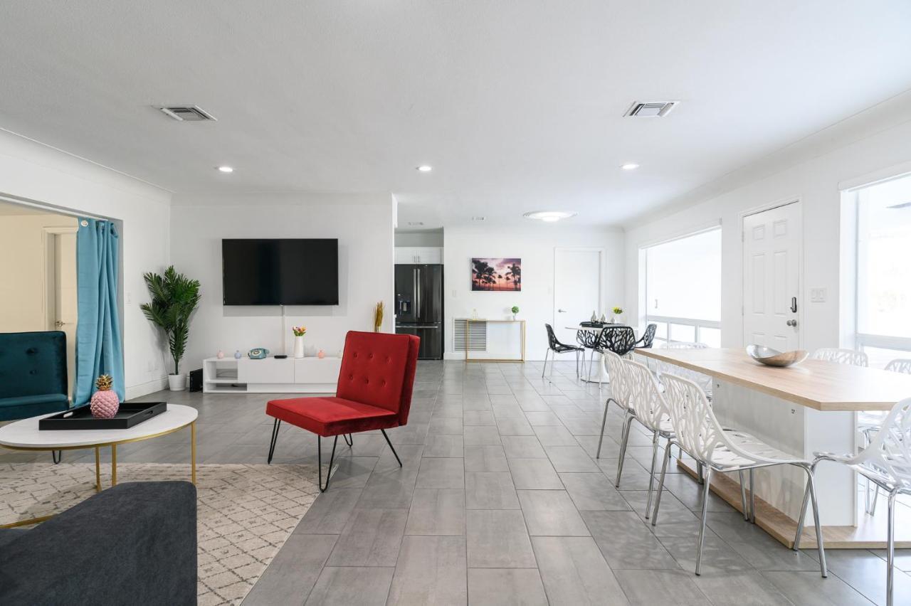 Luxury Casa 4 Bedrooms With Pool & Game Room 15 Mins To Ocean Fort Lauderdale Exterior photo